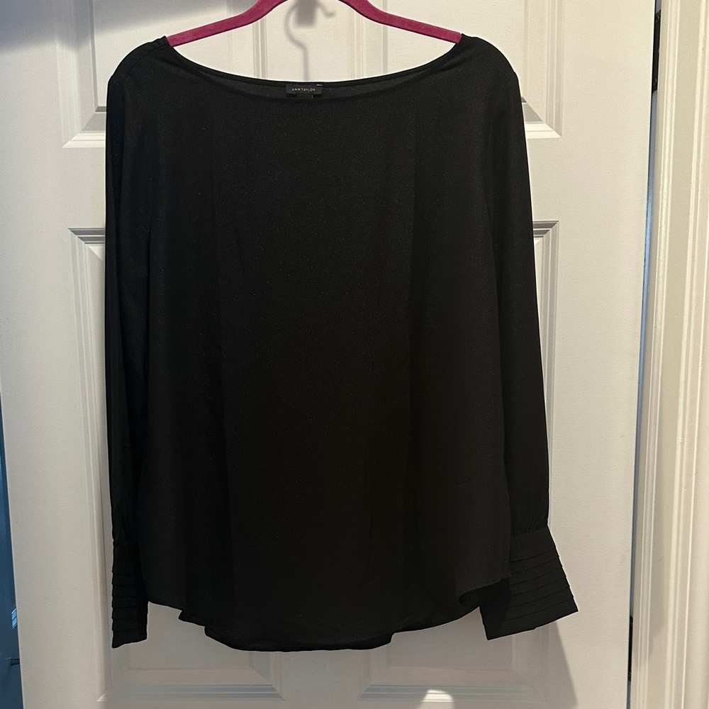 Ann Taylor Elegant Black Blouse with 4 Pearl Buttons on Cuffs - New With Tag